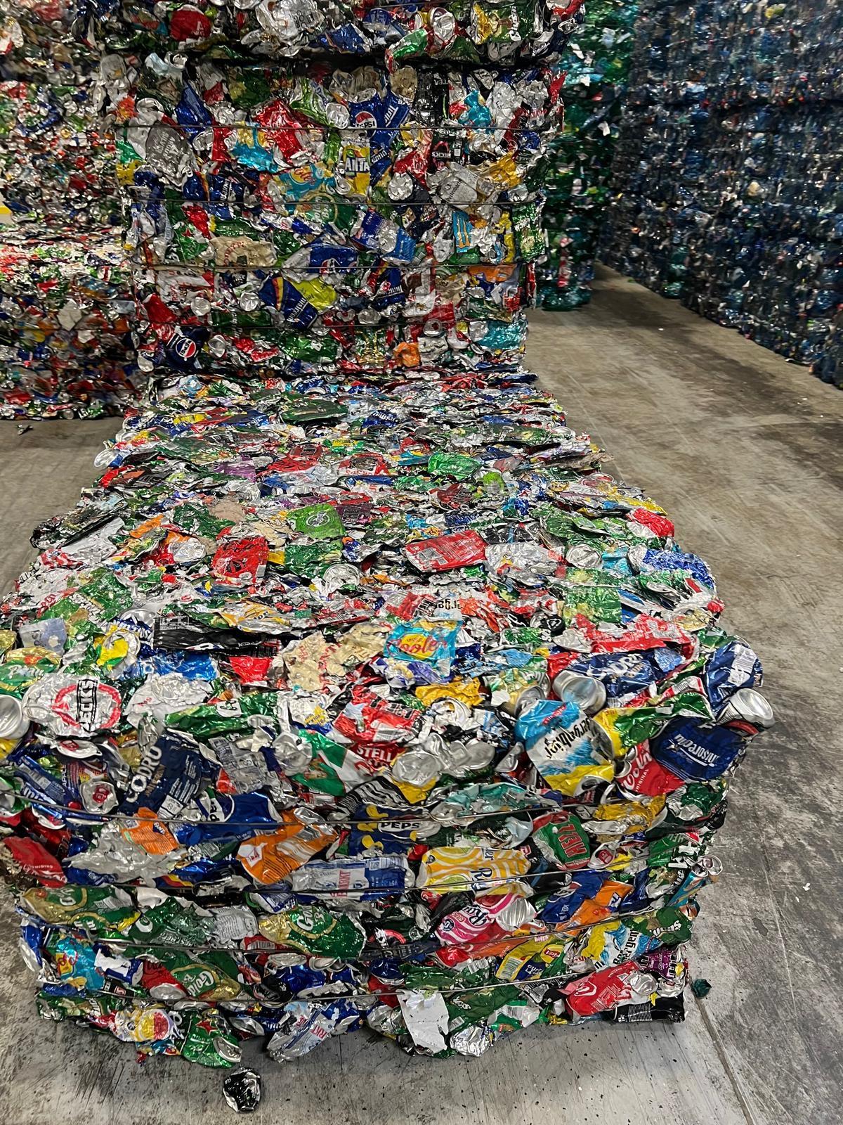 金属