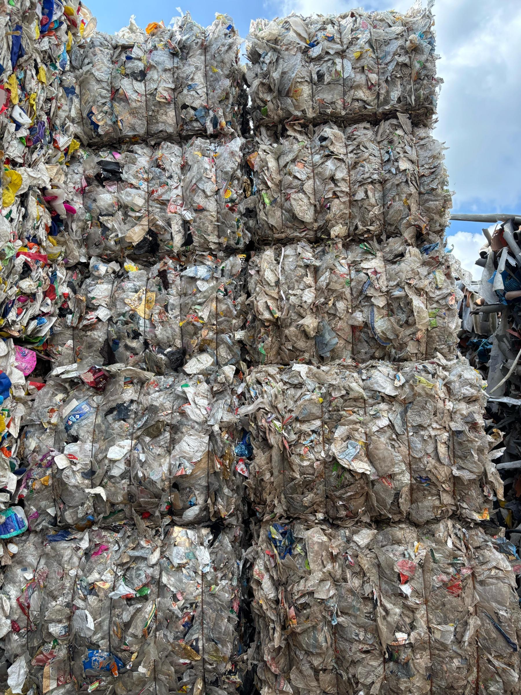 Plastik