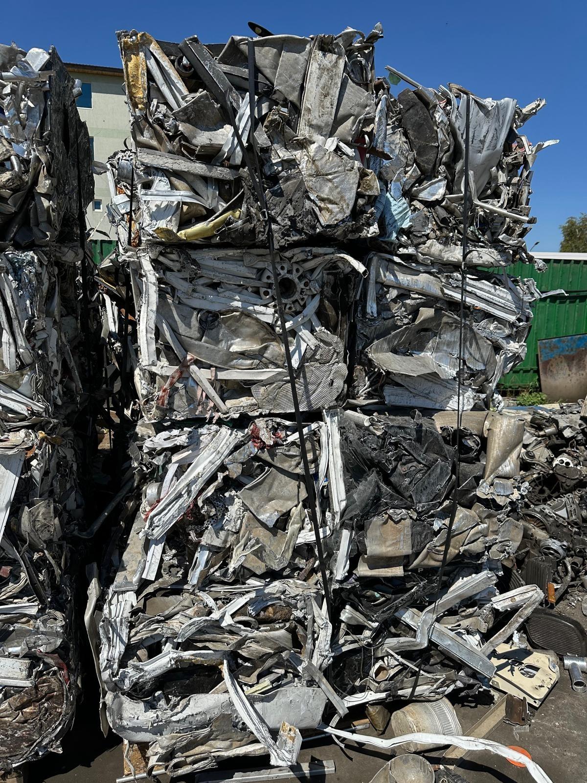 Metals-Aluminium