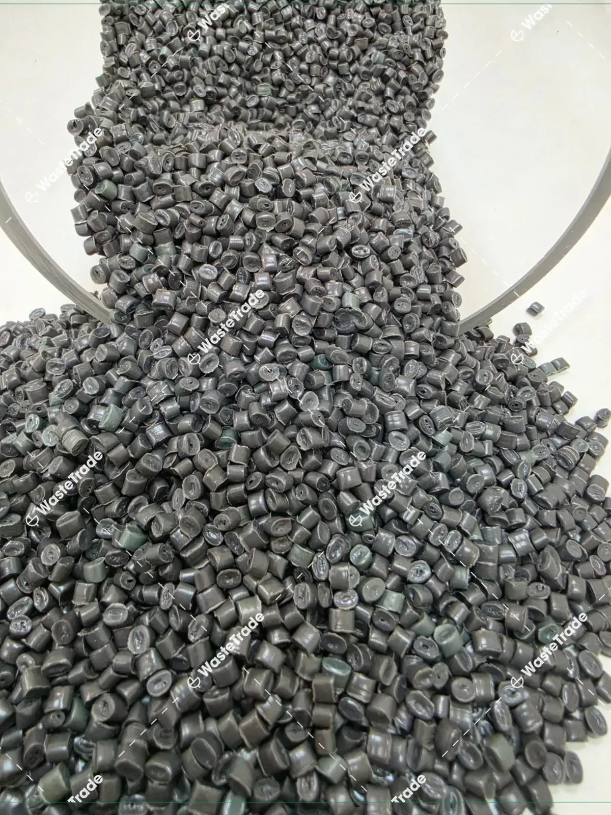 HDPE-HDPE pellet — black