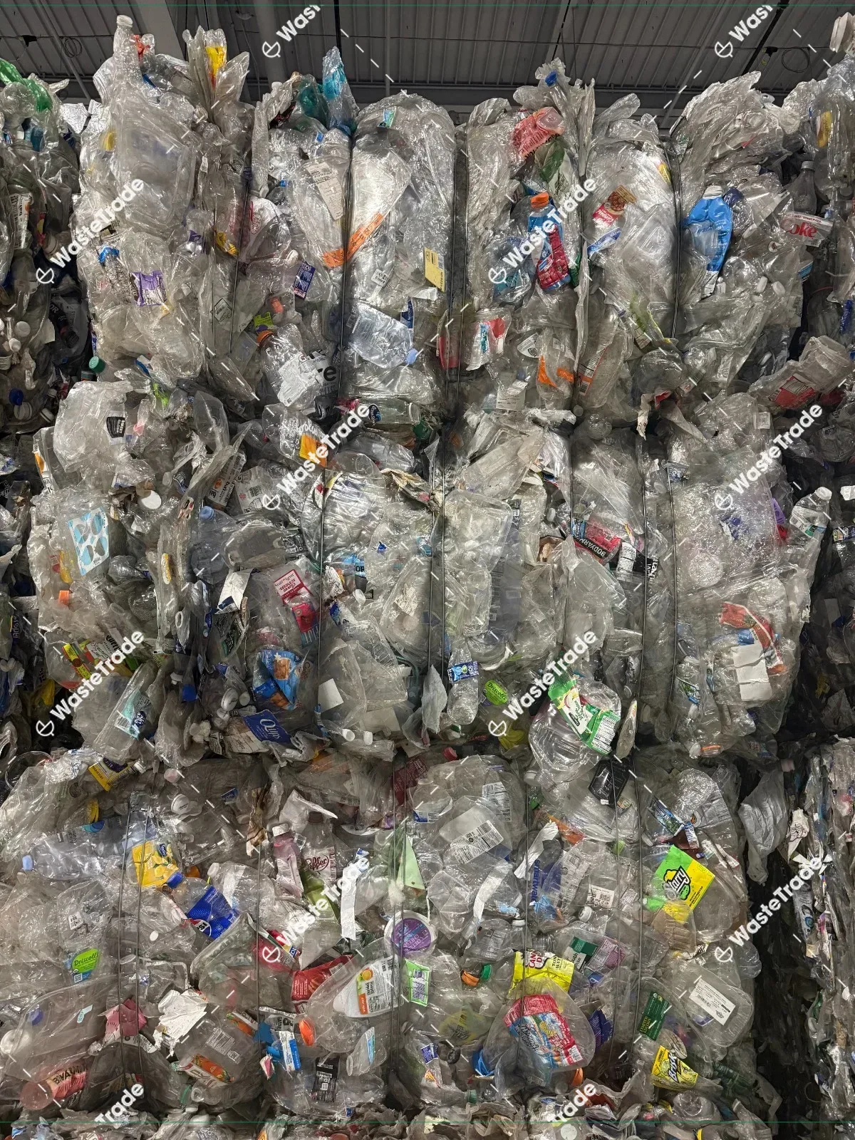 PET-Bottles — clear (water/CSD)