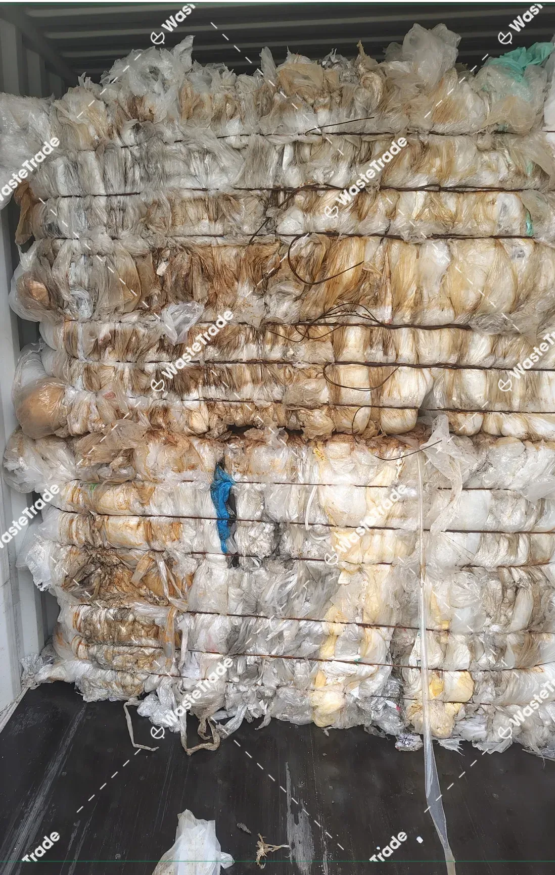 Plastic-LDPE/LLDPE-90/10 clear film-Packaging-Baled