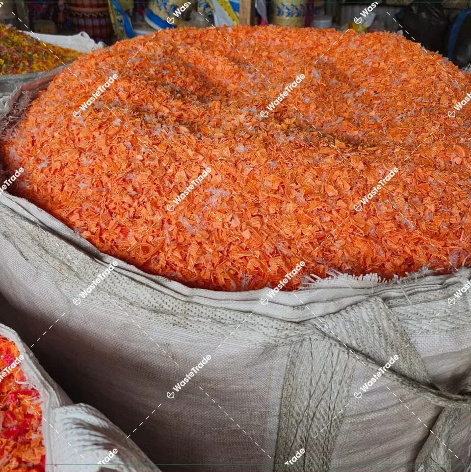 HDPE-Coloured HDPE regrind