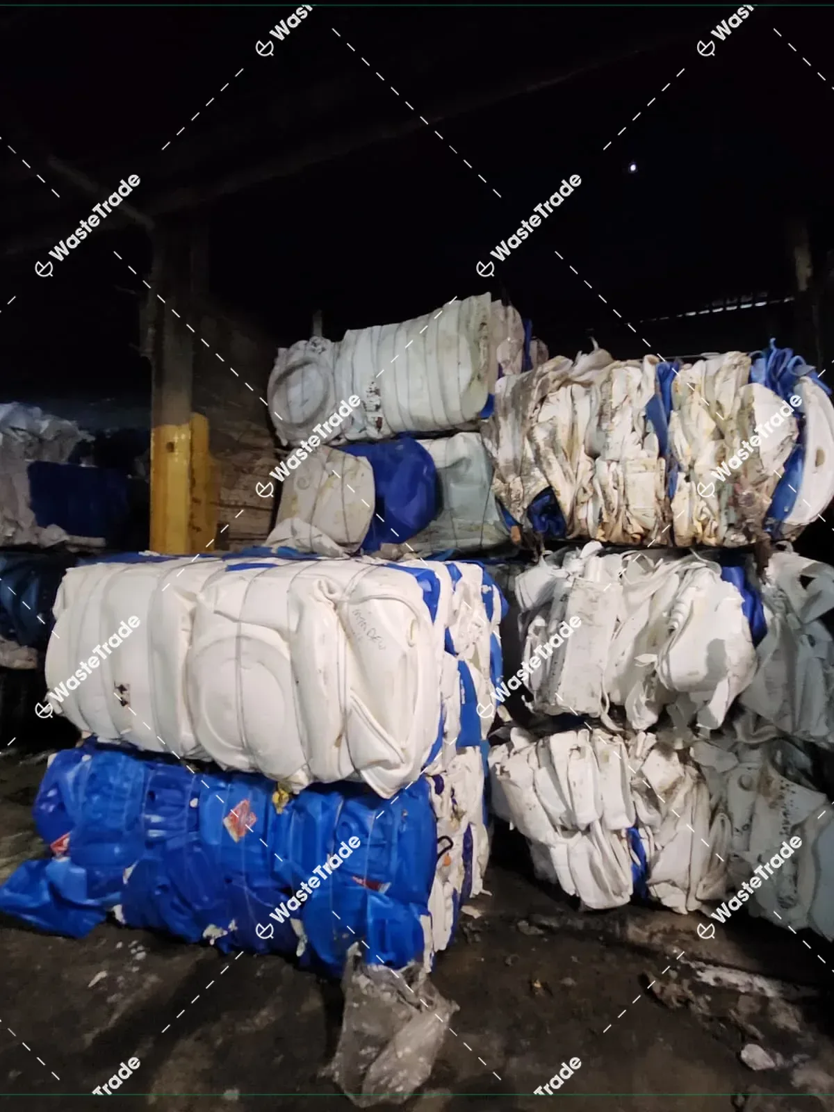 Plastic-HDPE-HDPE drums (60–220L)-Packaging-Baled