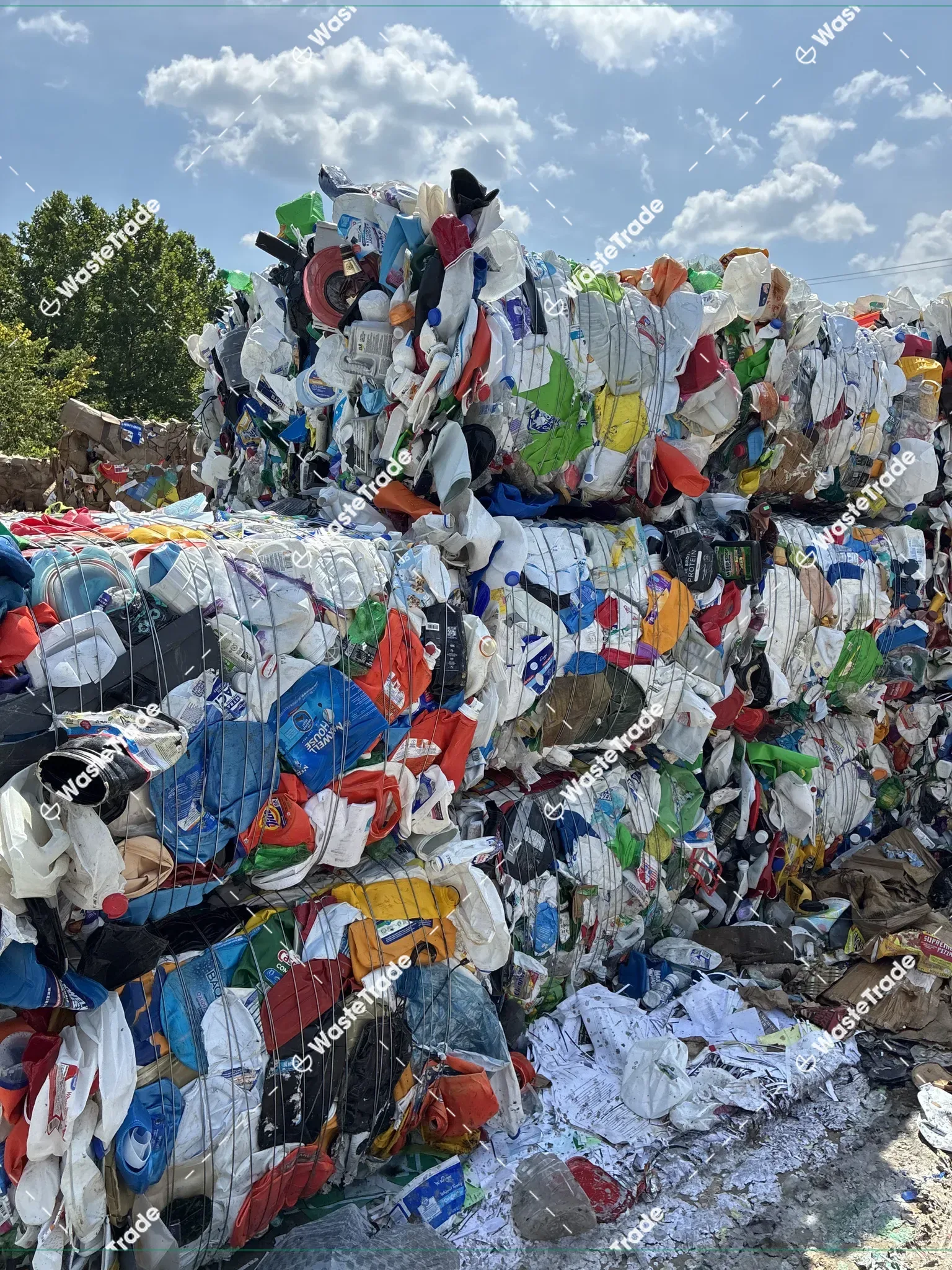 Plastic-HDPE-Coloured HDPE bottles-Packaging-Baled