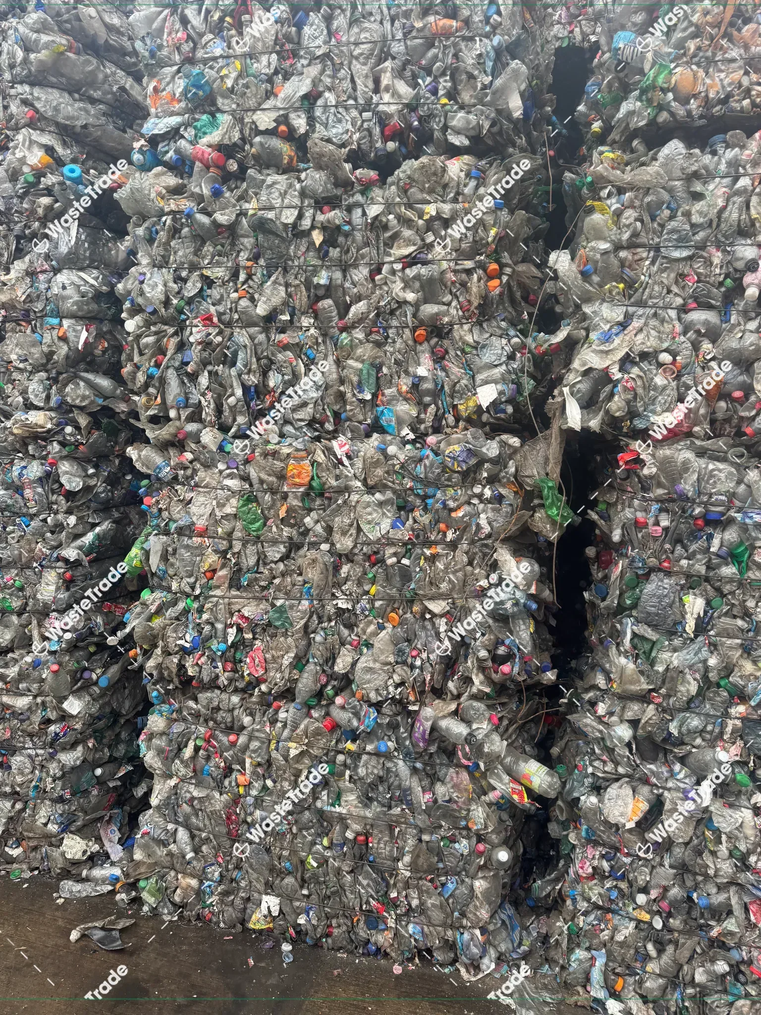 PET-Bottles — jazz (mixed colour)