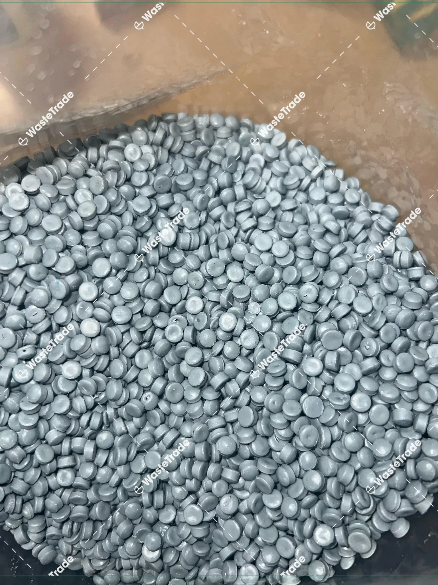 HDPE-HDPE pellet — black